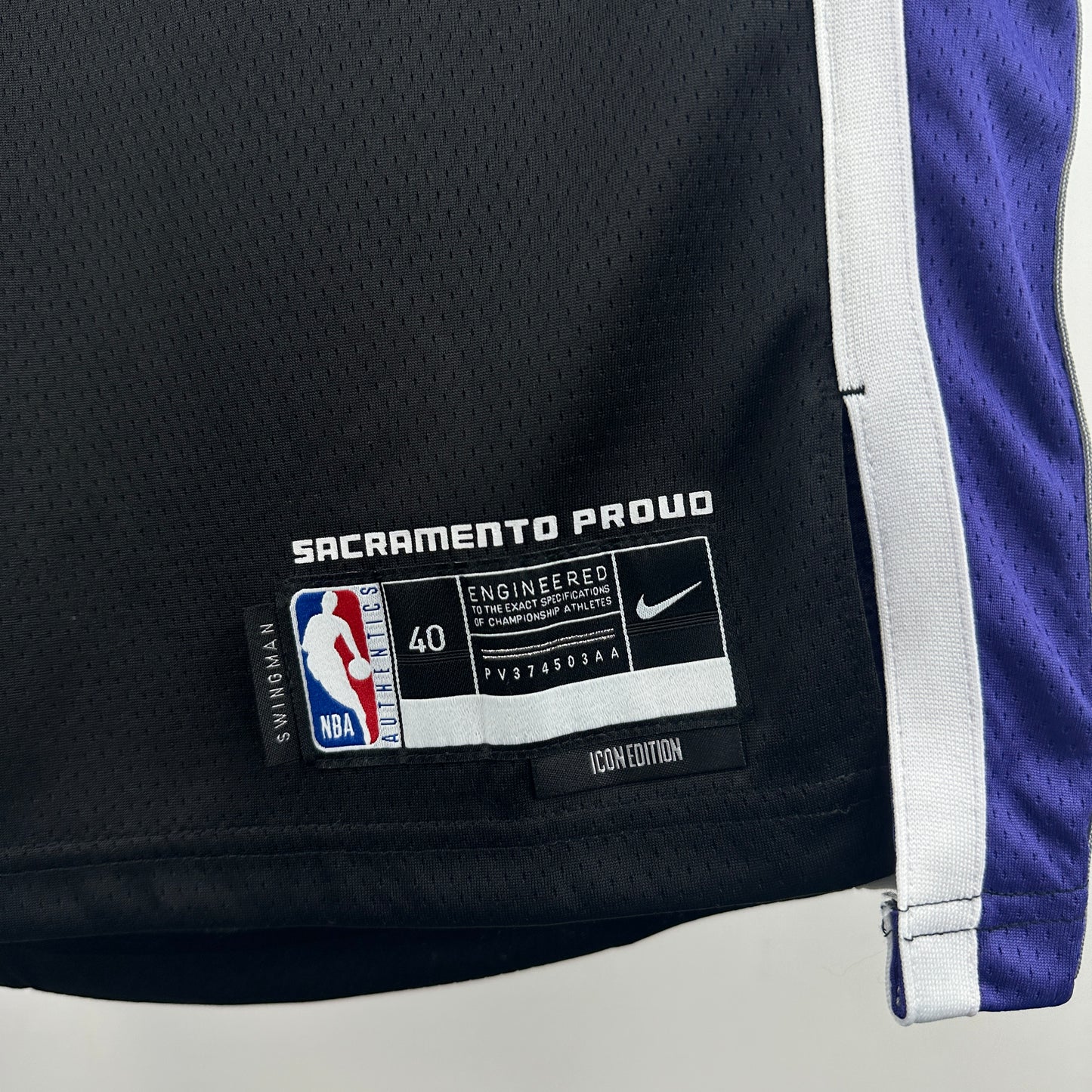 Sacramento Kings Swingman Icon Edition # DeRozan 10