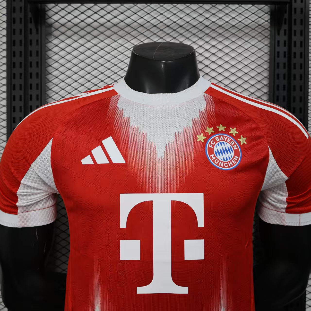 Bayern Monaco Home Jersey 25-26 Player Edition