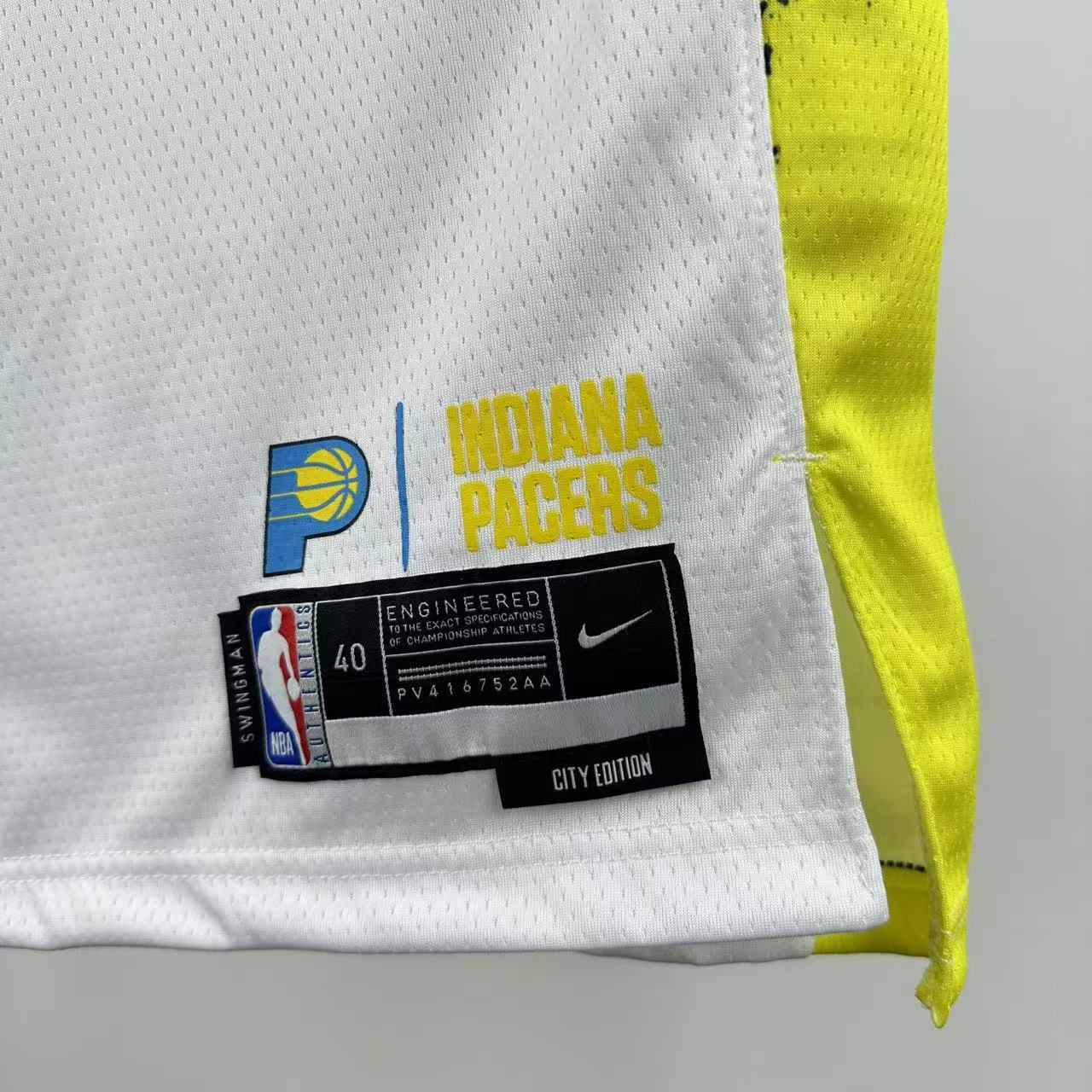 Indiana Pacers Swingman Icon Edition # Haliburton 0