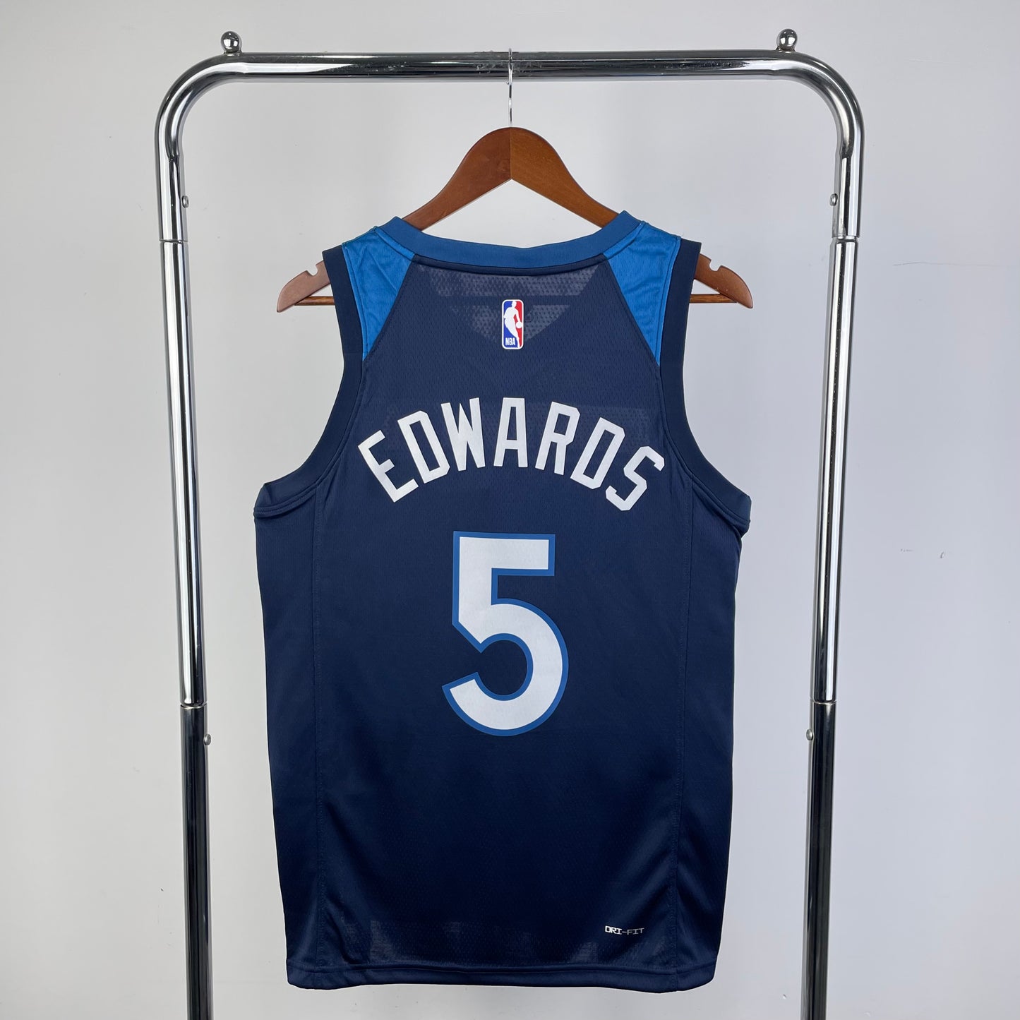 Minnesota T'Wolves Swingman Icon Edition # Edwards 5
