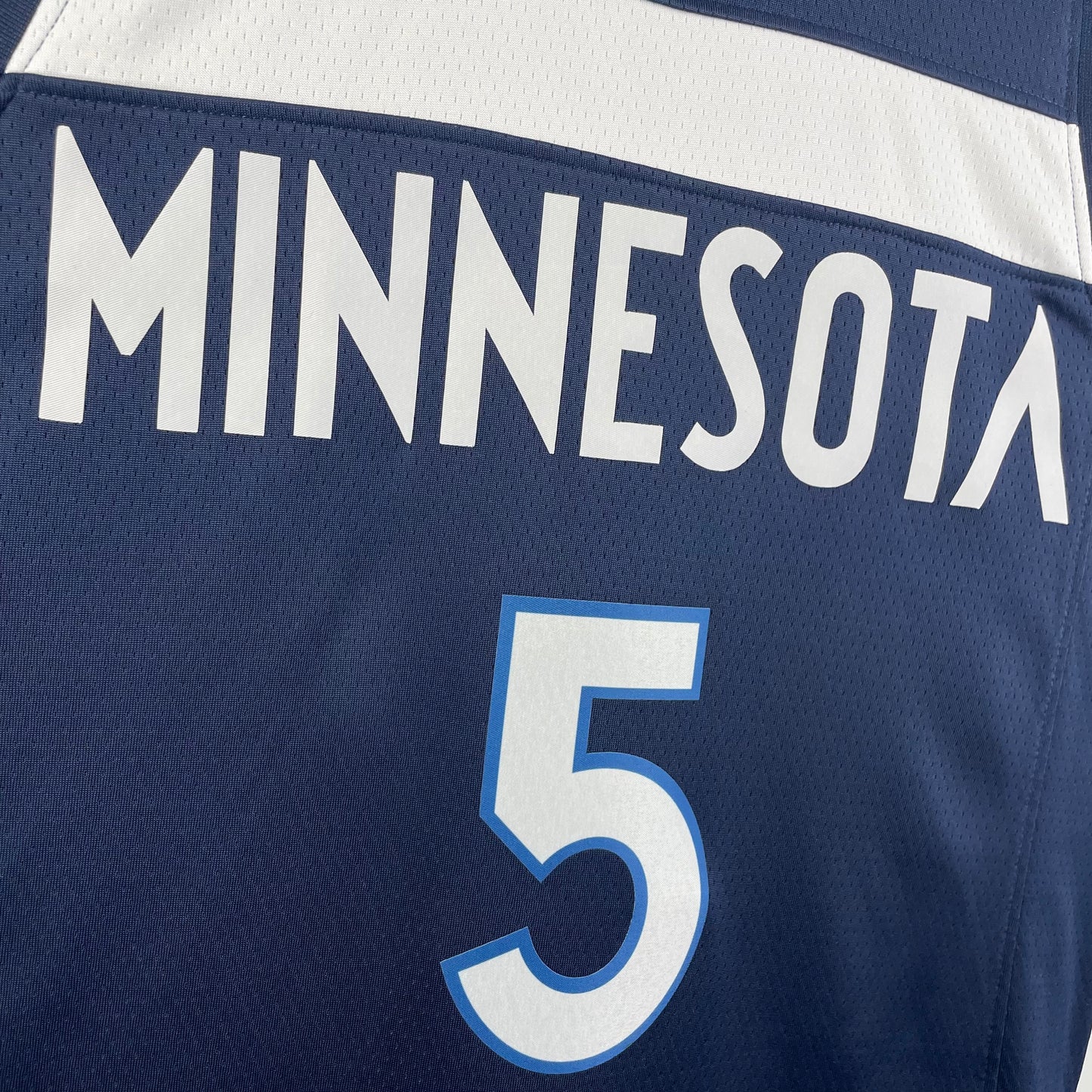 Minnesota T'Wolves Swingman Icon Edition # Edwards 5